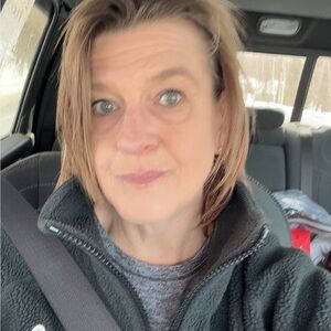 Meet your Posher, Denise